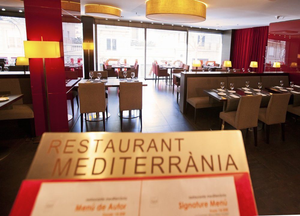 Zenit Barcelona Otel Restoran fotoğraf